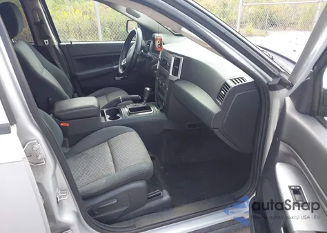 2010 Jeep Grand Cherokee Laredo из США, поврежденный, VIN 1J4PR4GK8AC153688